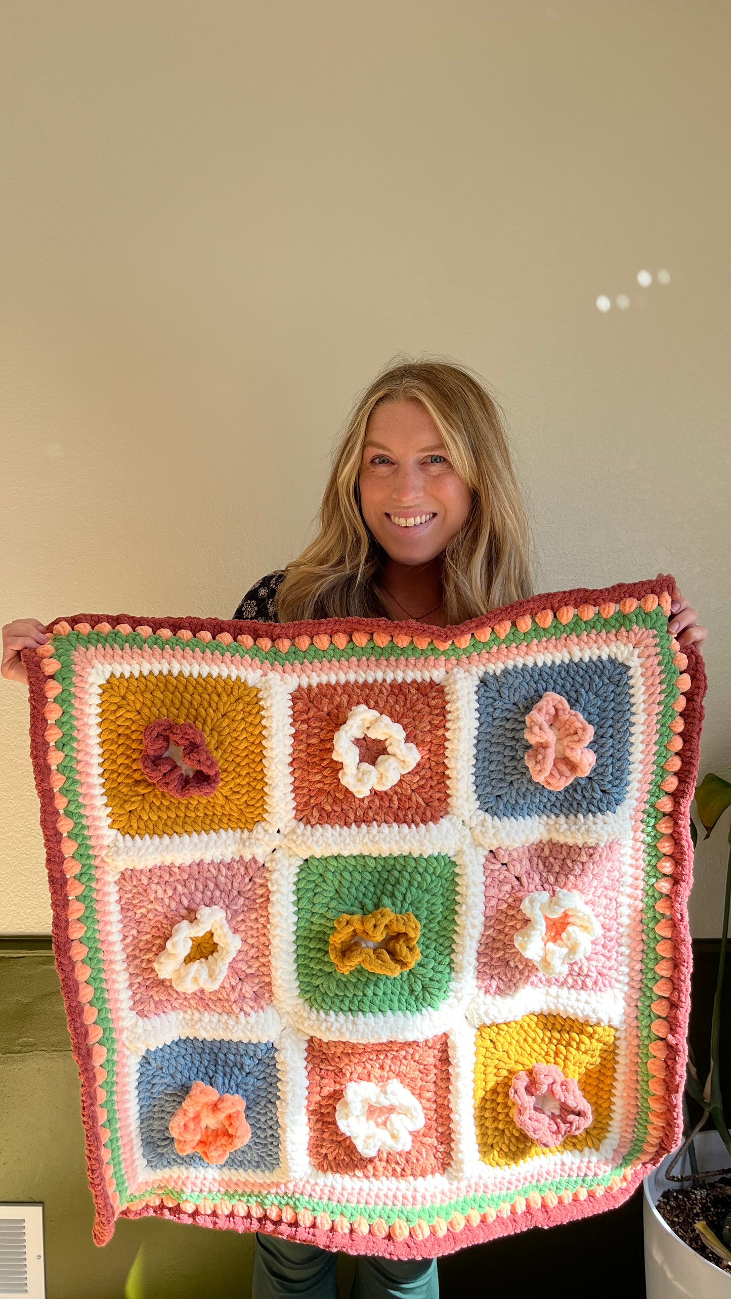 Daisy Pop blanket- Summer lovin colors